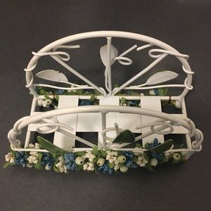 Cute floral napkin holder